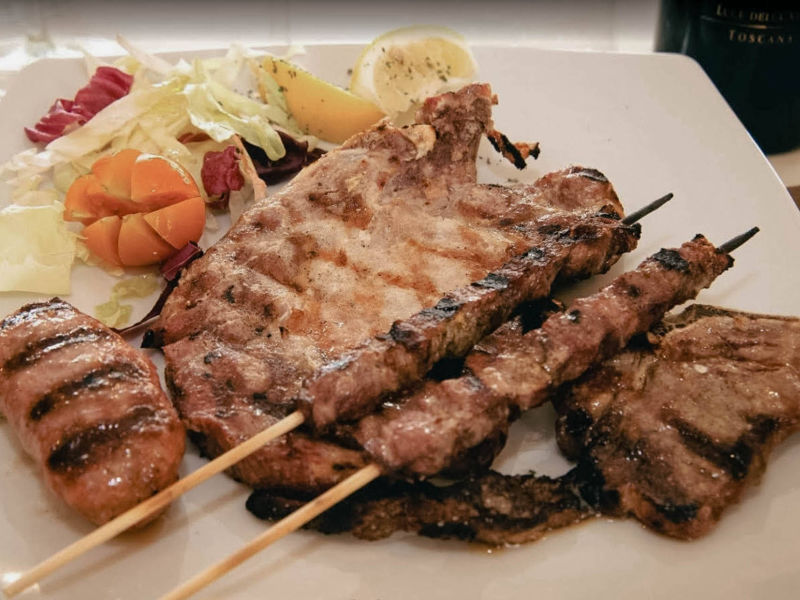 piatti castelluccio osteria del vettore braciolata grigliata mista